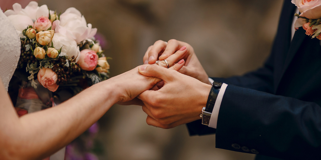 💍 7 Tiny Habits That Protect Your Marriage