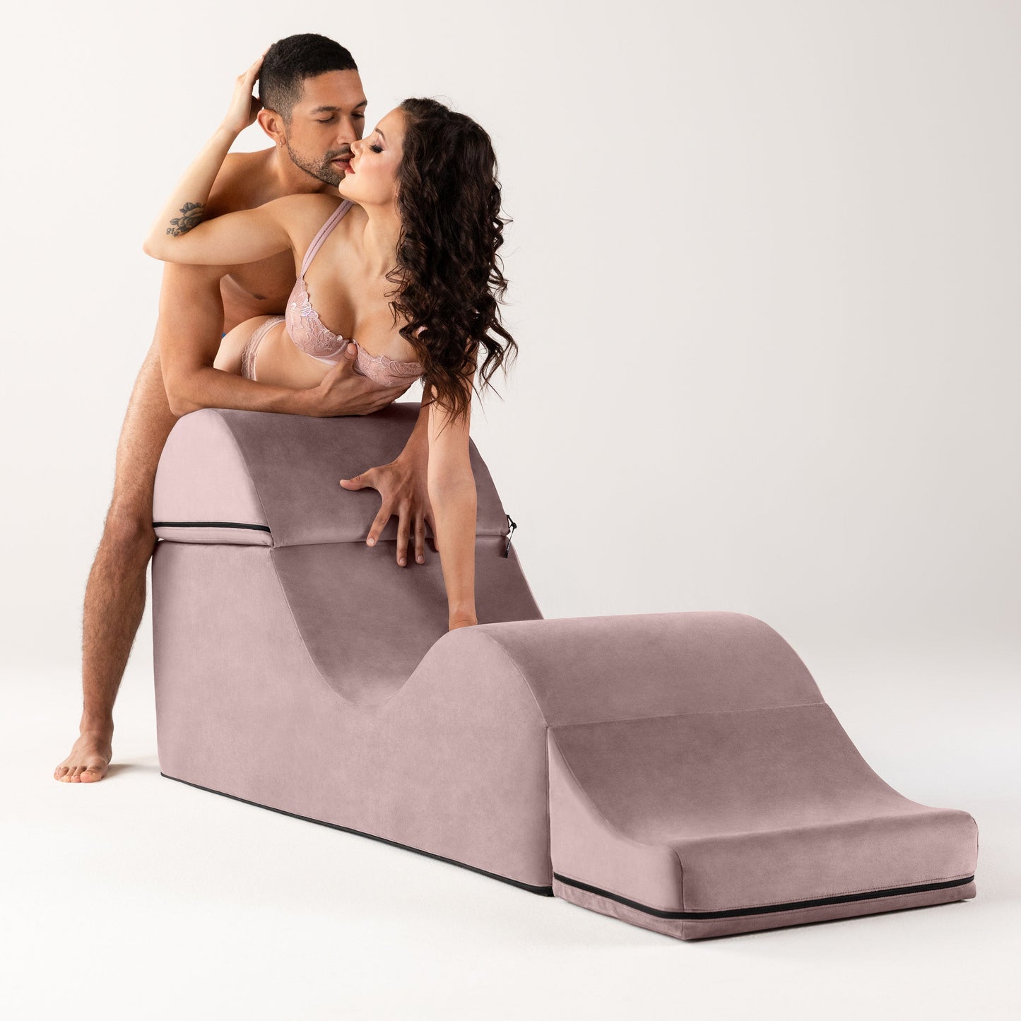Aria Chaise + Bench Cover